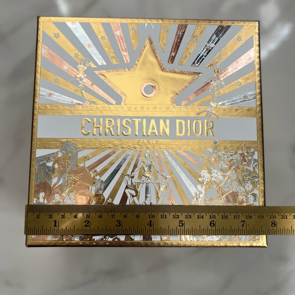 Dior Holiday 2025 Gift Box NIB - Picture 3 of 8